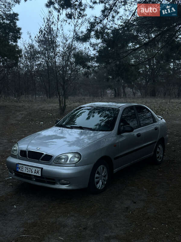 Седан Daewoo Lanos 2001 в 