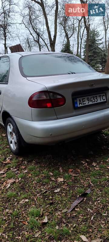 Седан Daewoo Lanos 2004 в Кривом Роге