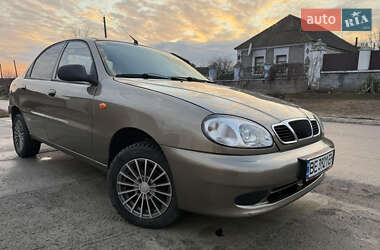 Седан Daewoo Lanos 2004 в Миколаєві