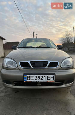 Седан Daewoo Lanos 2004 в Миколаєві