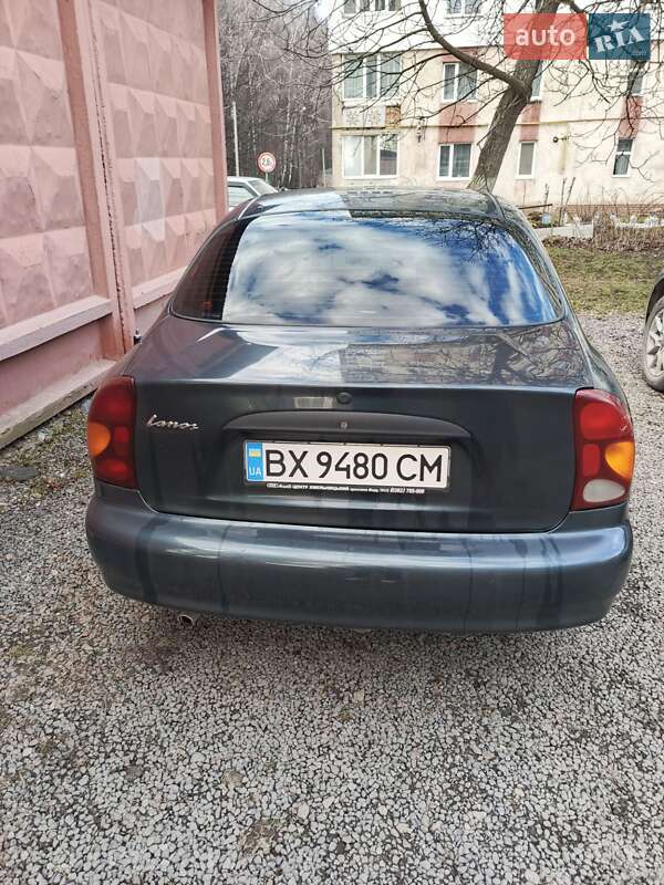 Седан Daewoo Lanos 2005 в Волочиске