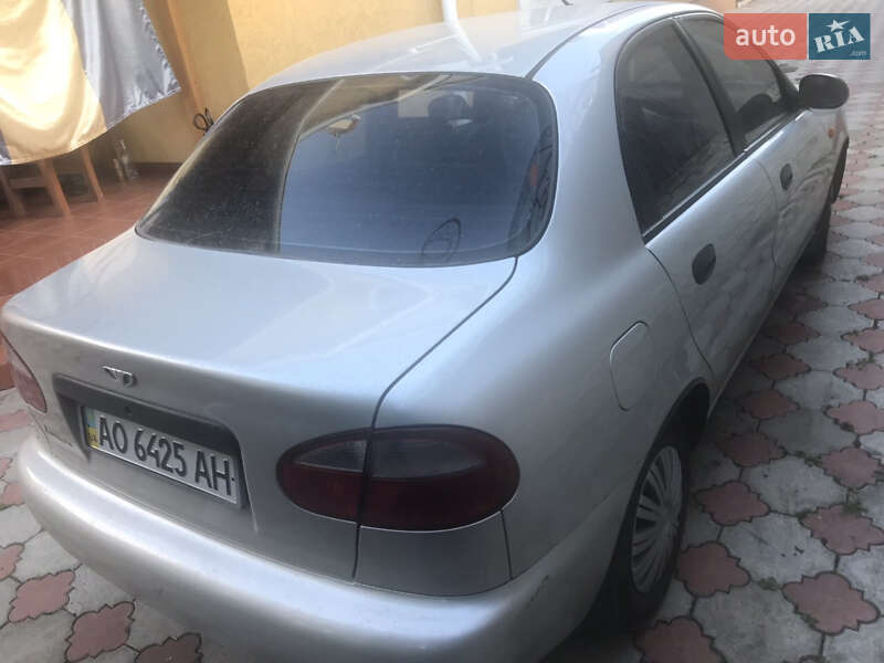 Седан Daewoo Lanos 2006 в Ужгороде