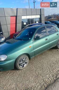 Седан Daewoo Lanos 2006 в Тячеві