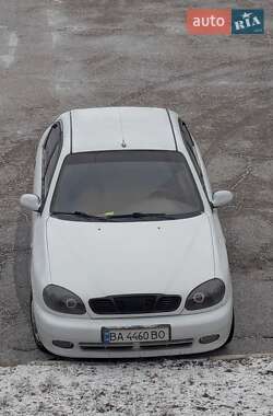 Седан Daewoo Lanos 2004 в Кропивницькому