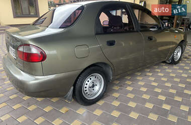 Седан Daewoo Lanos 2004 в 
