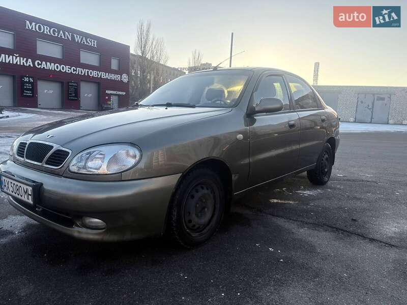 Седан Daewoo Lanos 2003 в 