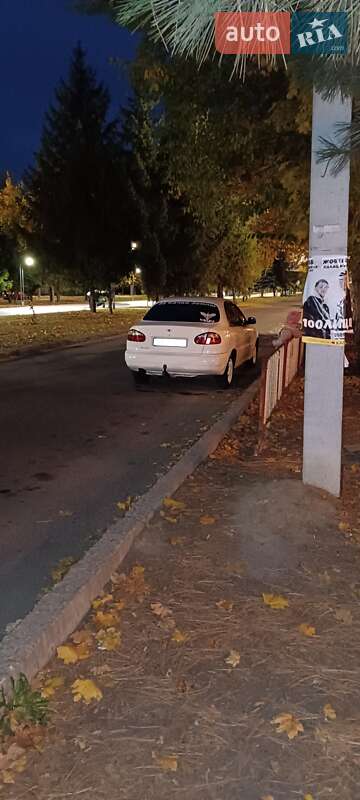 Седан Daewoo Lanos 1998 в Желтых Водах