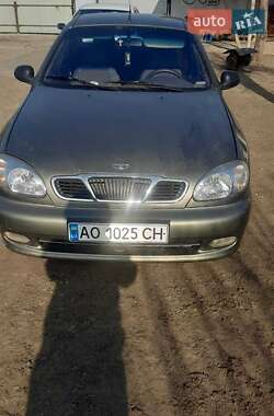 Седан Daewoo Lanos 2004 в Коломые