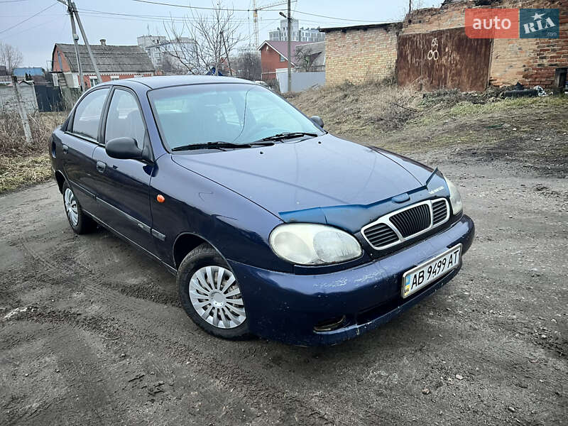 Седан Daewoo Lanos 2002 в Василькове