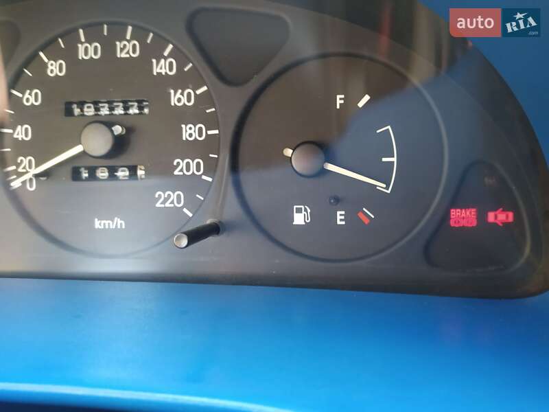 Седан Daewoo Lanos 2004 в Краматорске