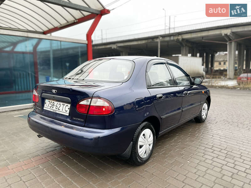 Седан Daewoo Lanos 2003 в Львове