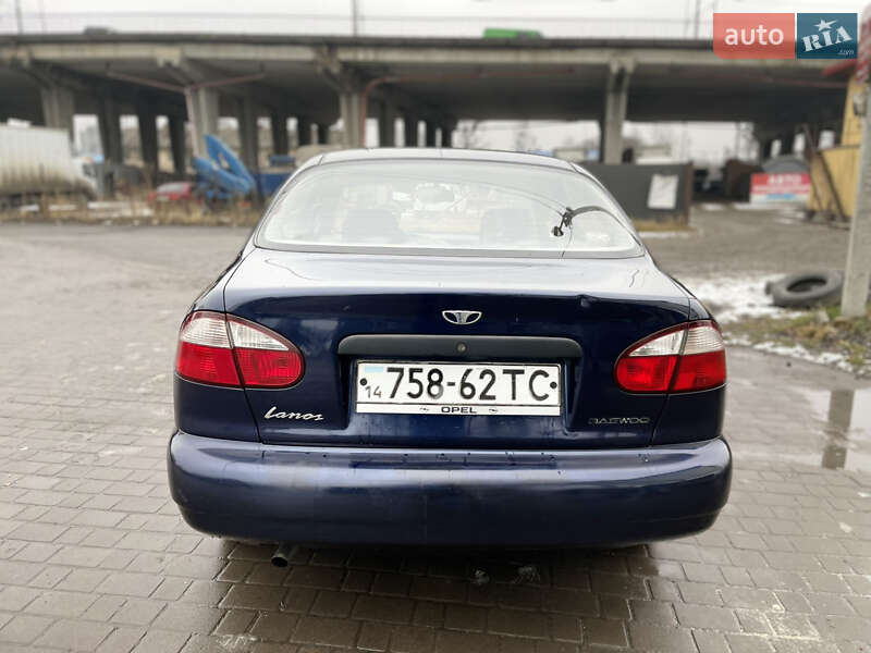 Седан Daewoo Lanos 2003 в Львове