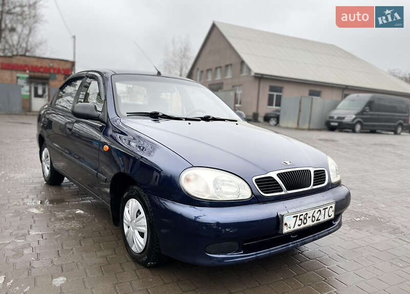 Седан Daewoo Lanos 2003 в Львове
