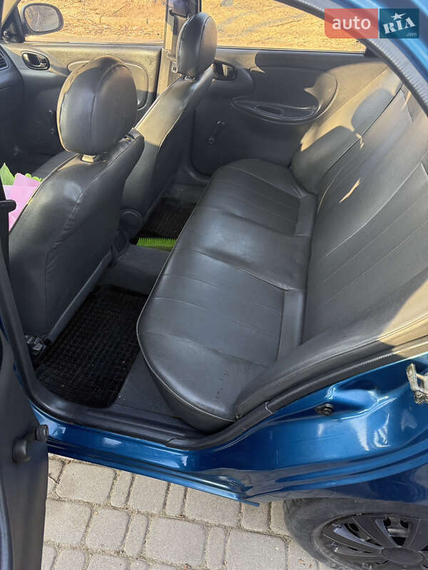 Седан Daewoo Lanos 1998 в Запорожье
