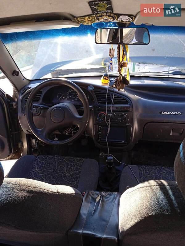 Седан Daewoo Lanos 2004 в Демидове