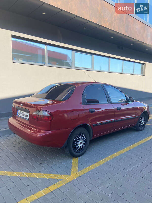 Седан Daewoo Lanos 2008 в Мукачево