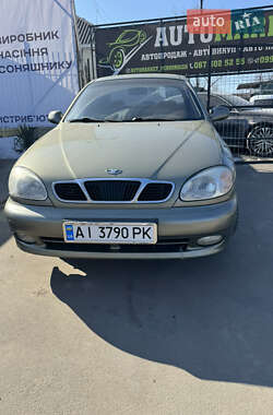 Седан Daewoo Lanos 2002 в Первомайске