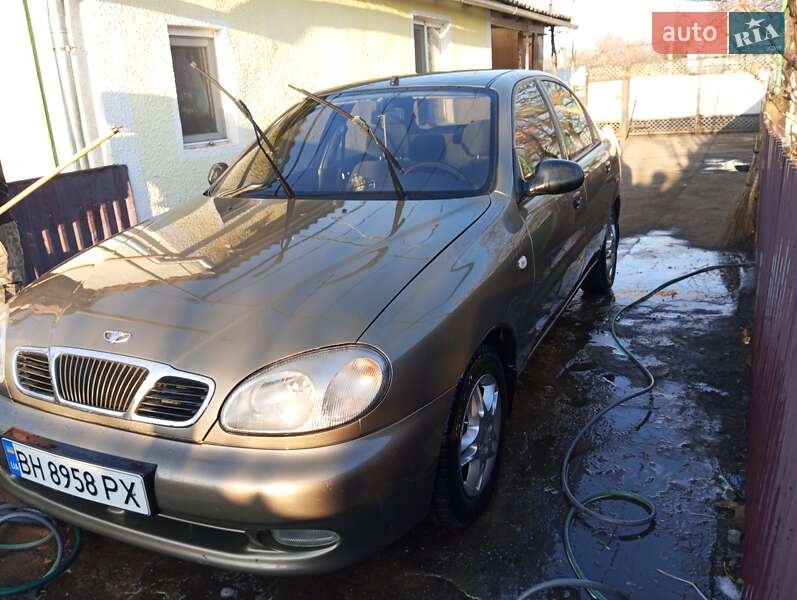 Седан Daewoo Lanos 2007 в Раздельной