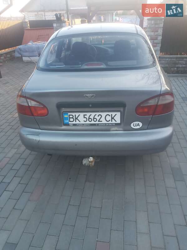 Седан Daewoo Lanos 2008 в Ровно