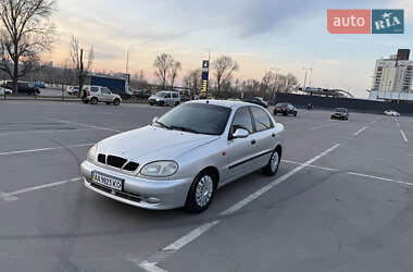 Седан Daewoo Lanos 2003 в Киеве