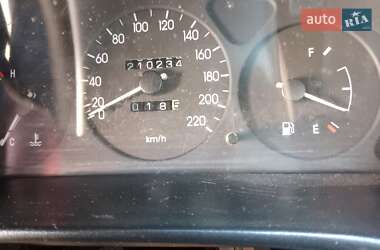 Седан Daewoo Lanos 2004 в Краснограді