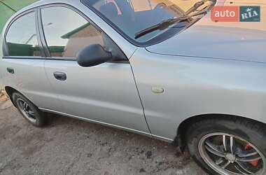 Седан Daewoo Lanos 2004 в Краснограде