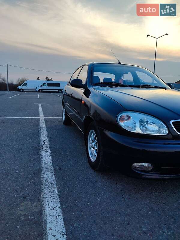 Седан Daewoo Lanos 2008 в Черновцах