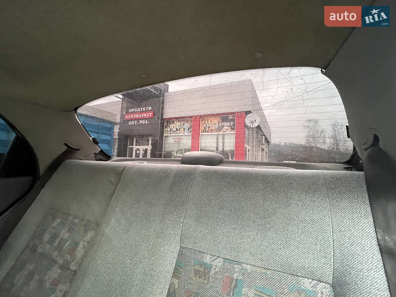 Седан Daewoo Lanos 2003 в Солотвине