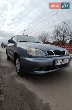 Седан Daewoo Lanos 2009 в Кременчуці