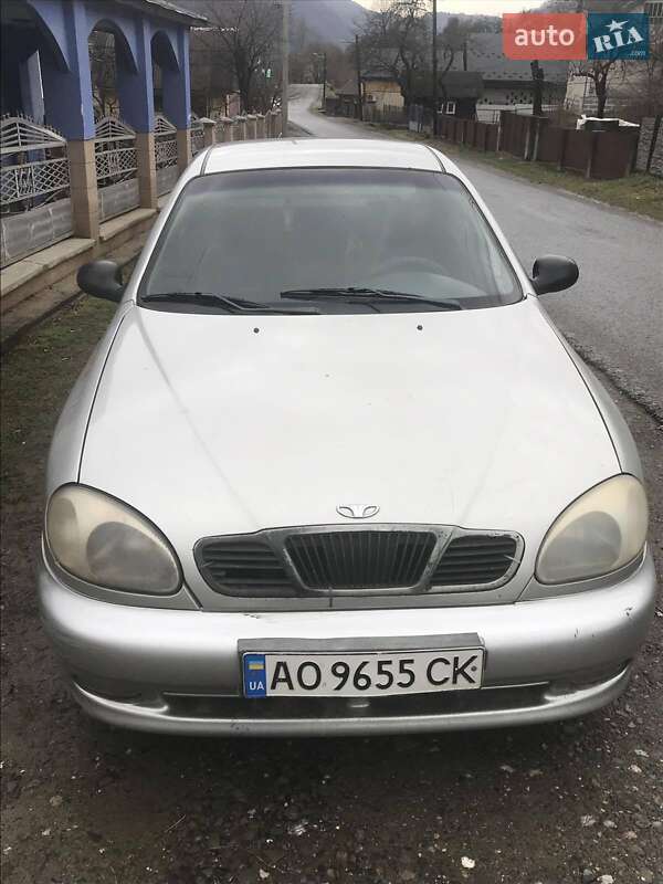 Daewoo Lanos 2001
