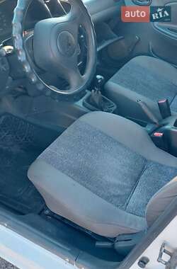 Седан Daewoo Lanos 1998 в 
