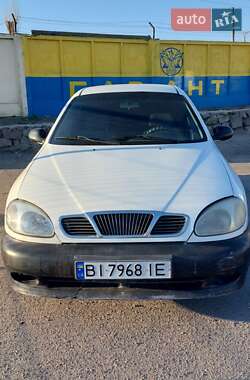 Седан Daewoo Lanos 1998 в 