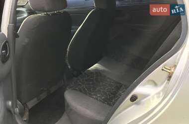 Седан Daewoo Lanos 2002 в 