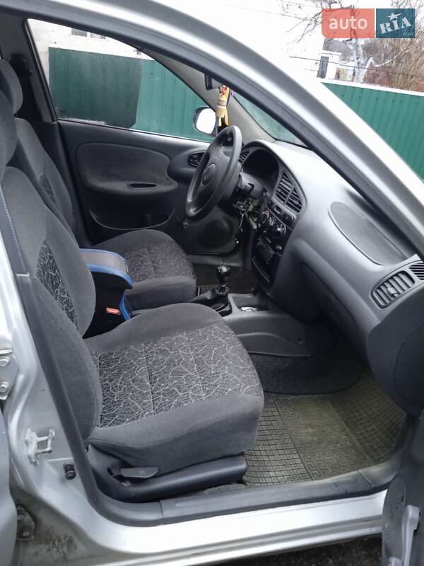 Седан Daewoo Lanos 2008 в Києві