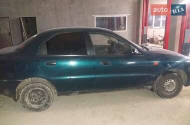 Седан Daewoo Lanos 2002 в 
