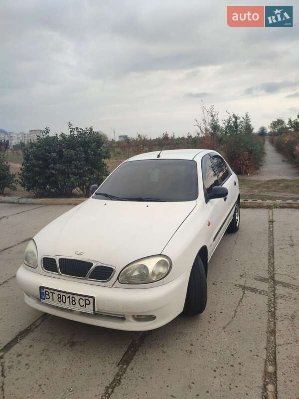 Хэтчбек Daewoo Lanos 2004 в 