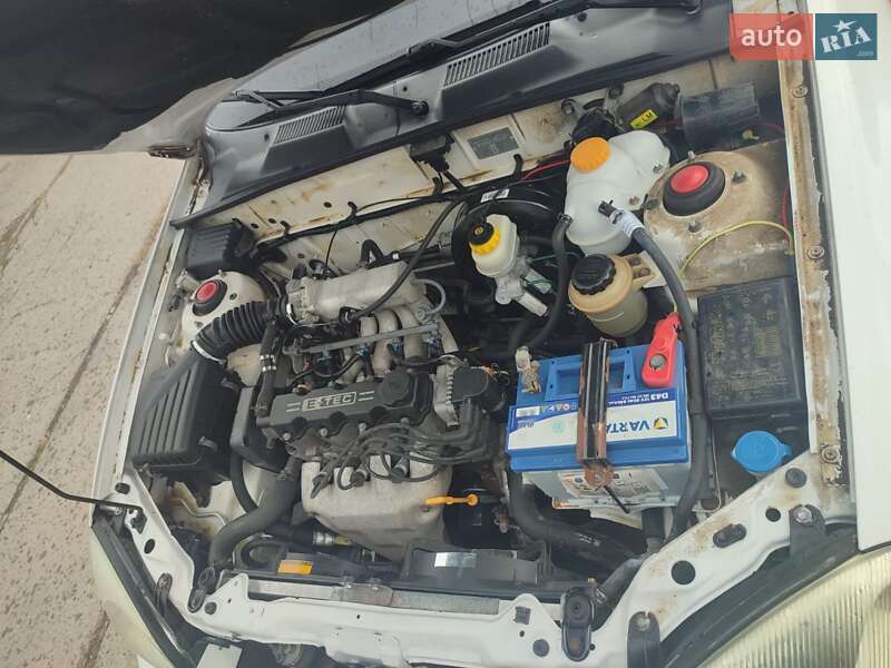 Хэтчбек Daewoo Lanos 2004 в Херсоне фото 11 Хэтчбек Daewoo Lanos 2004 в Херсоне