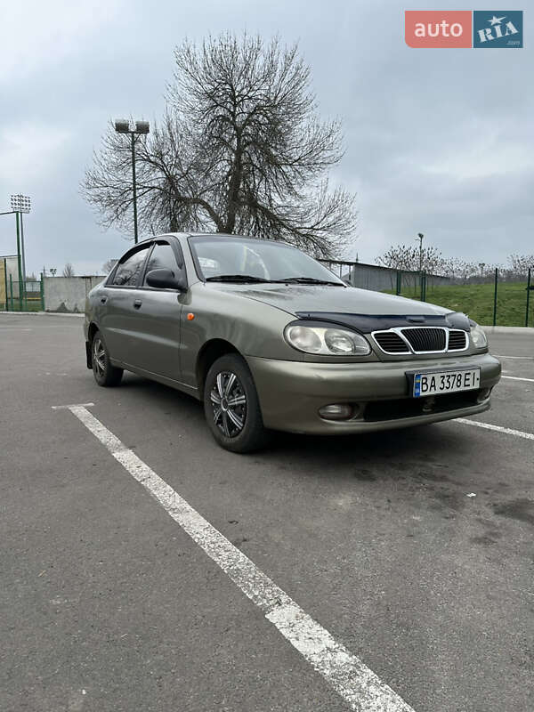 Седан Daewoo Lanos 2004 в Александрие