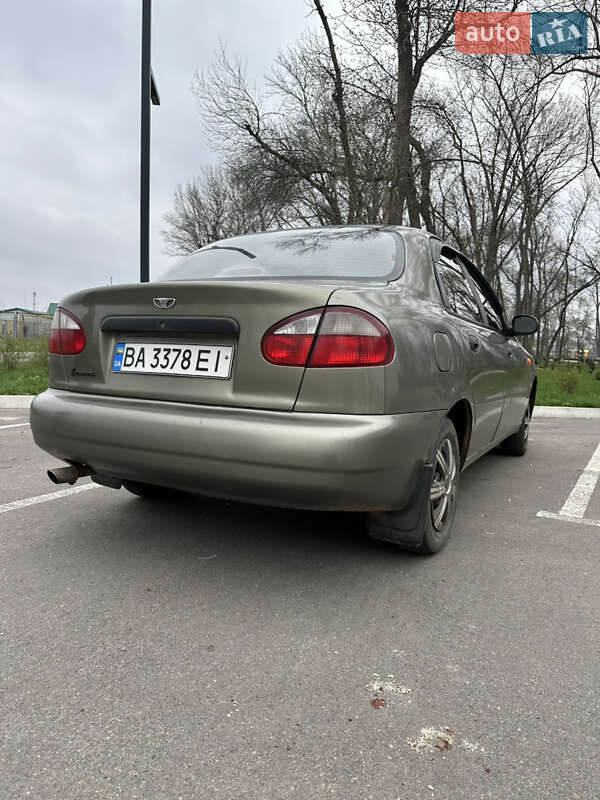 Седан Daewoo Lanos 2004 в Александрие
