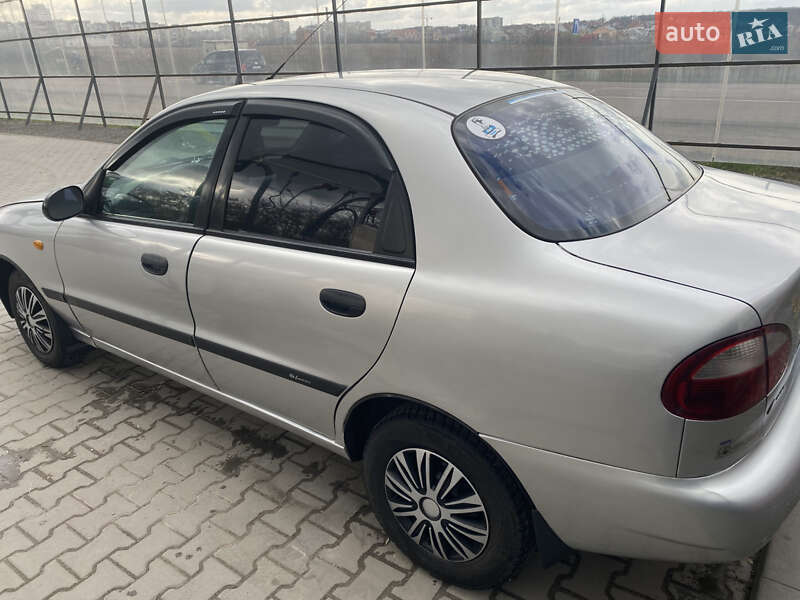 Седан Daewoo Lanos 2003 в Тернополе