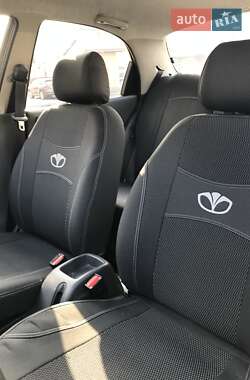 Седан Daewoo Lanos 2010 в 