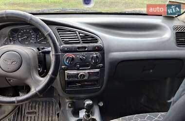 Седан Daewoo Lanos 2004 в Харкові