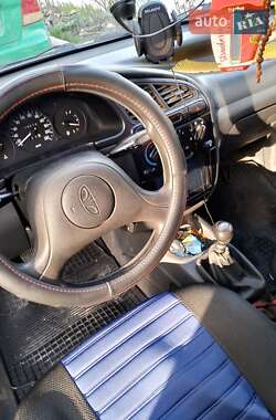 Седан Daewoo Lanos 2002 в 