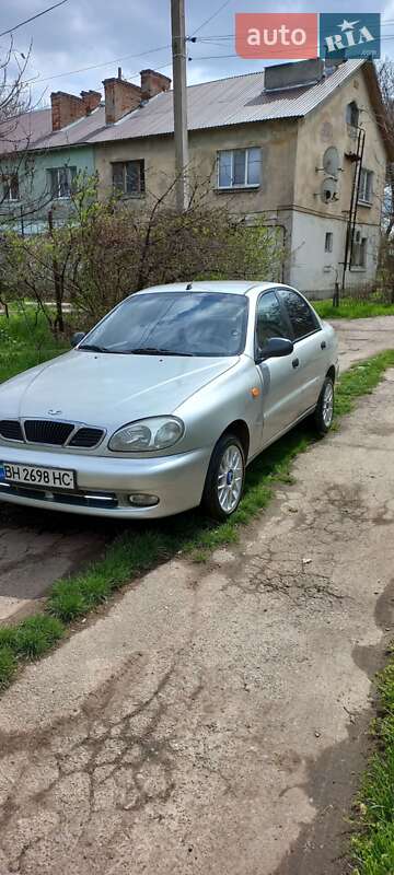 Седан Daewoo Lanos 2003 в Одессе