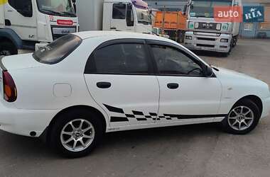 Седан Daewoo Lanos 2011 в 