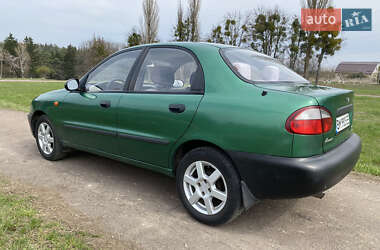 Седан Daewoo Lanos 2001 в 