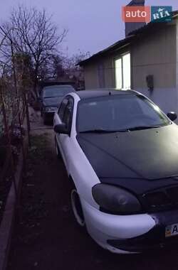 Седан Daewoo Lanos 2004 в 