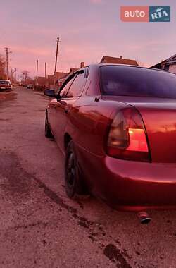 Седан Daewoo Lanos 1998 в 