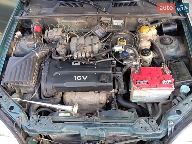 Седан Daewoo Lanos 2007 в Киеве