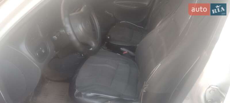 Седан Daewoo Lanos 2011 в Славянске